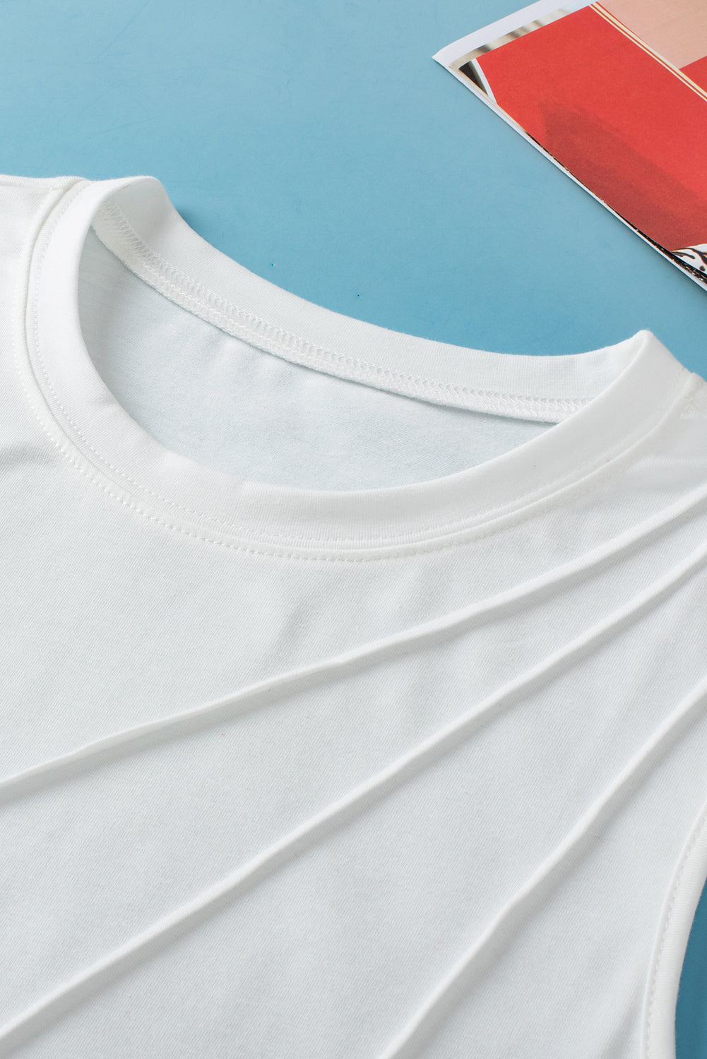 White Solid Color Crew Neck Pleated Tank Top Shewin