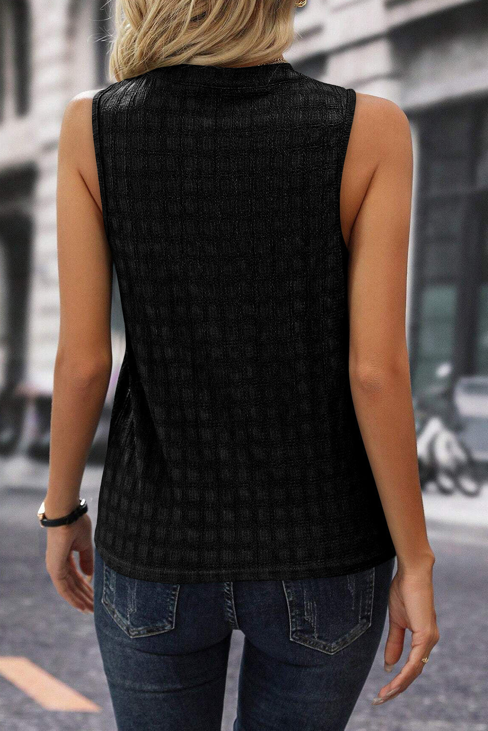 Black Textured Split V Neck Sleeveless Shirt Shewin